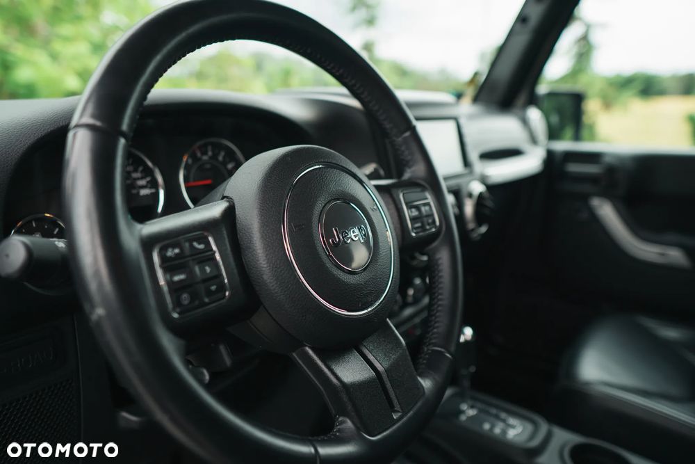 Jeep Wrangler 3.6 Unlim Rubicon - 21