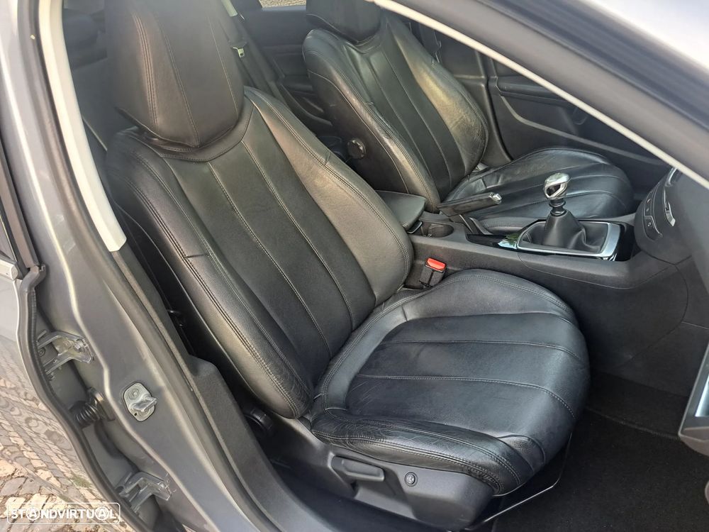 Peugeot 308 SW BlueHDi 120 Stop & Start Business-Line - 24