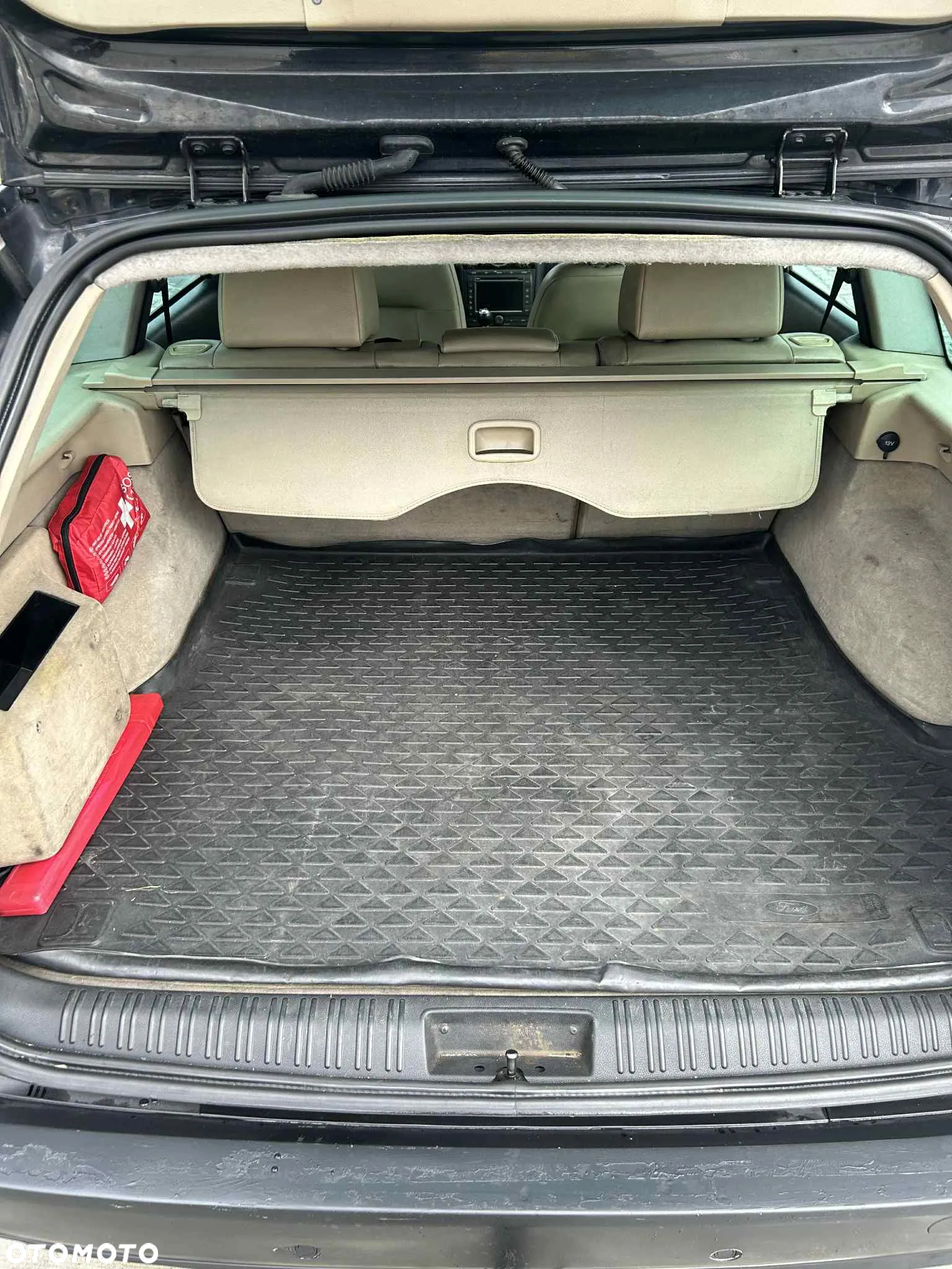 Ford Mondeo 2.0 TDCi Ambiente - 12