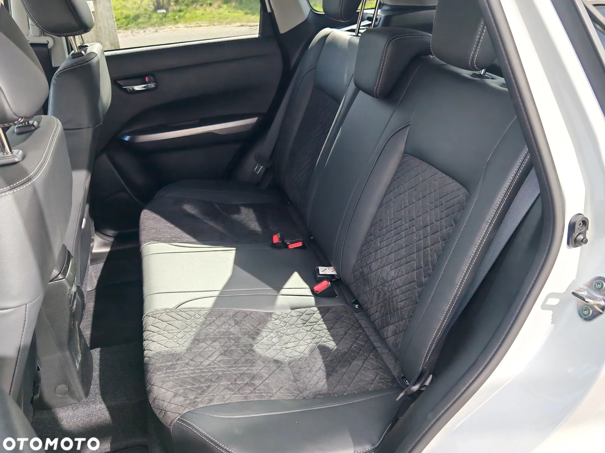 Suzuki Vitara 1.4 Boosterjet mHEV Elegance 2WD - 18