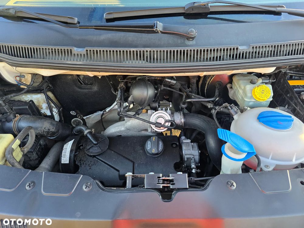 Volkswagen Transporter - 17
