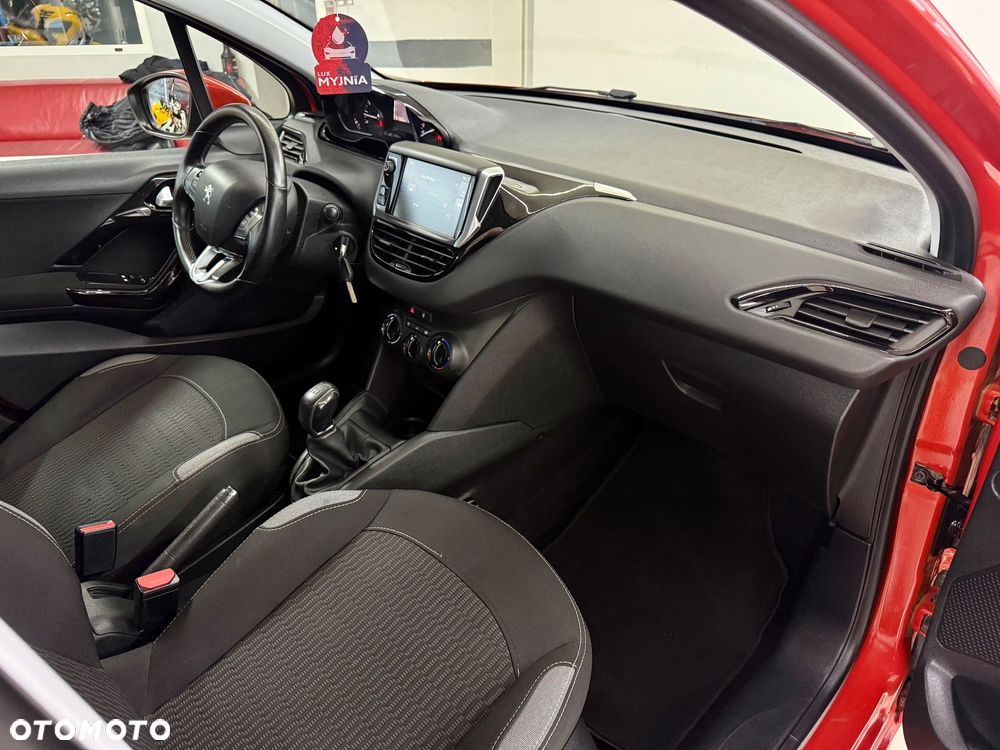 Peugeot 208 82 VTI Style - 38