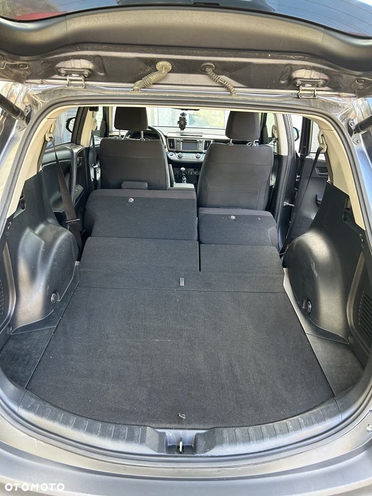 Toyota RAV4 2.0 D-4D Premium - 22