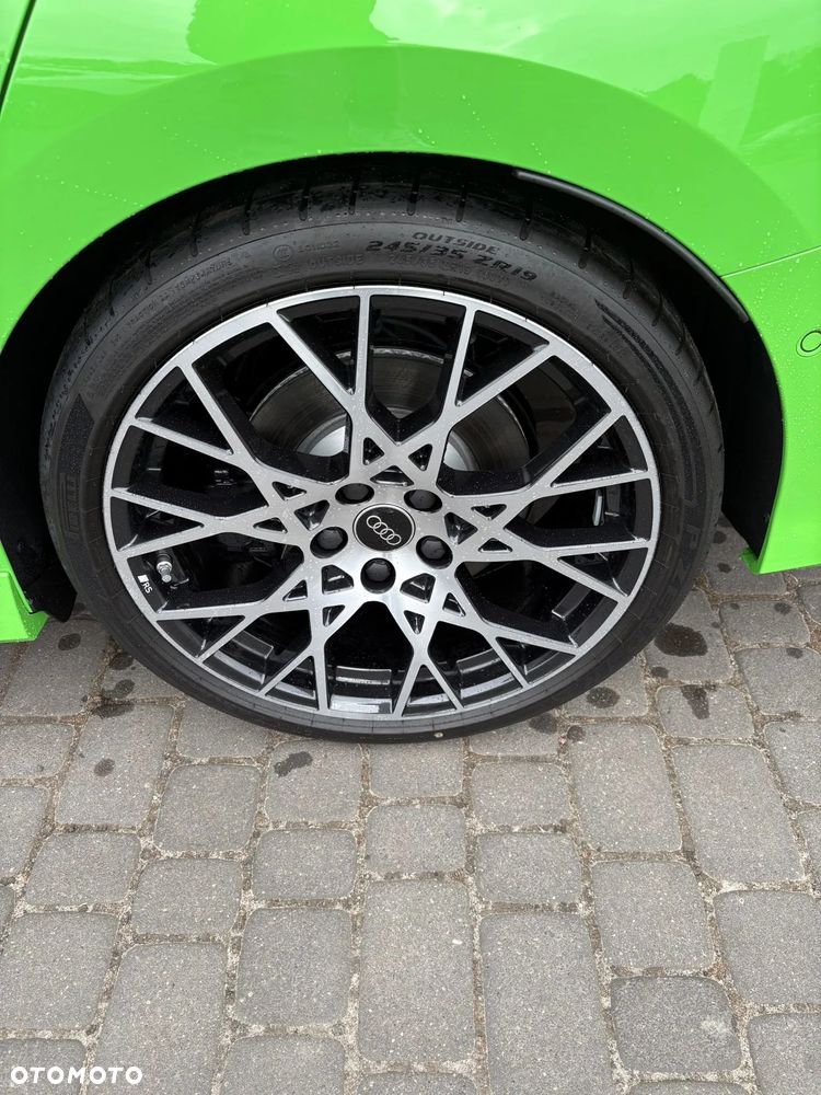 Audi RS3 Limousine - 14