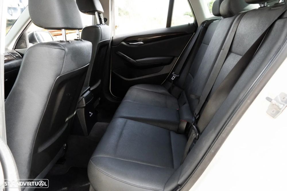 BMW X1 18 d sDrive Auto xLine - 42