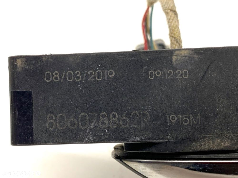 KLAMKA ZEWNĘTRZNA LEWY PRZÓD  RENAULT MEGANE IV sedan 2016 - 2022 1.3 TCe 140 (LVNB) 103 kW [140 - 5