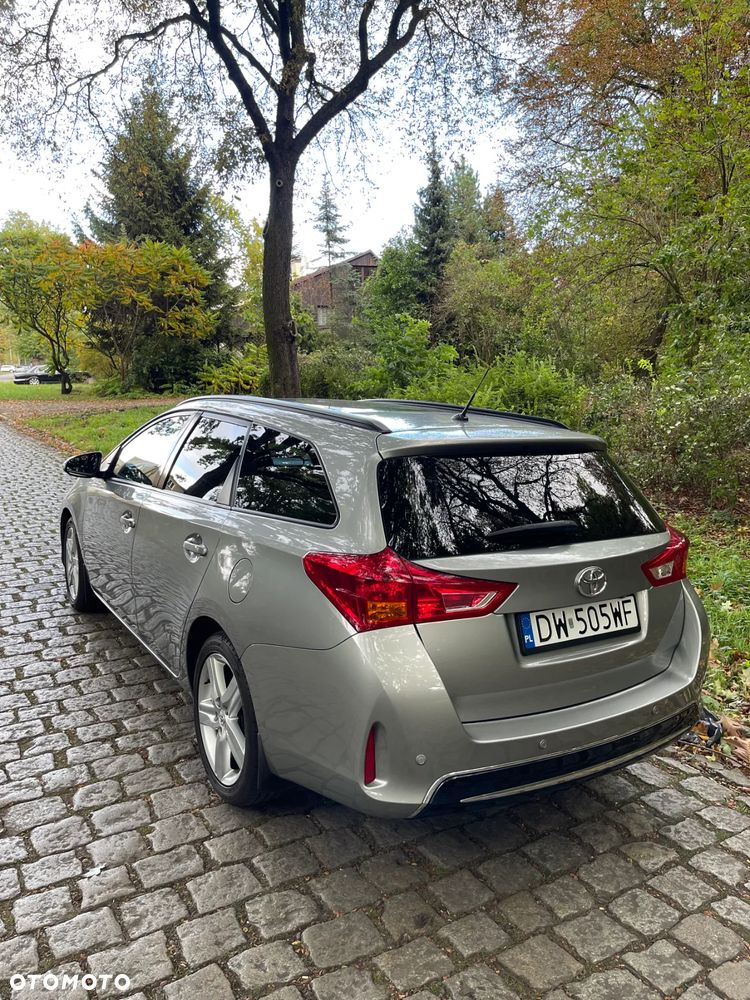 Toyota Auris 1.6 Dynamic - 12
