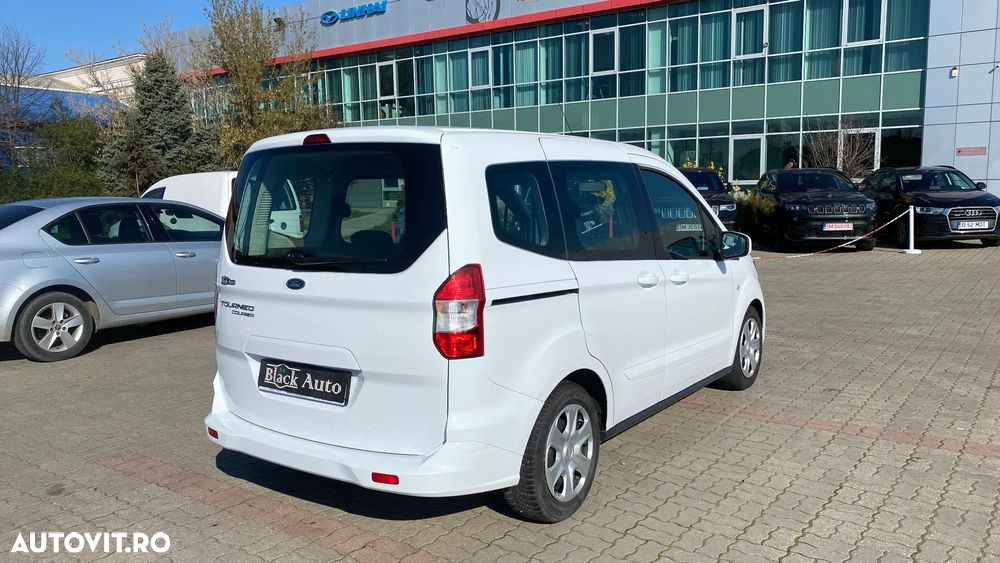 Ford Tourneo Courier - 4