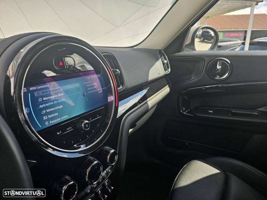 MINI Countryman Cooper SE All4 Aut. Essential - 32