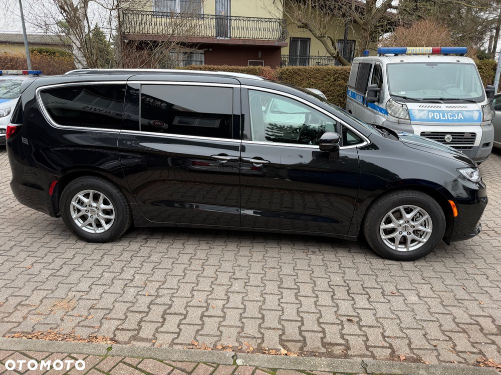 Chrysler Pacifica - 7