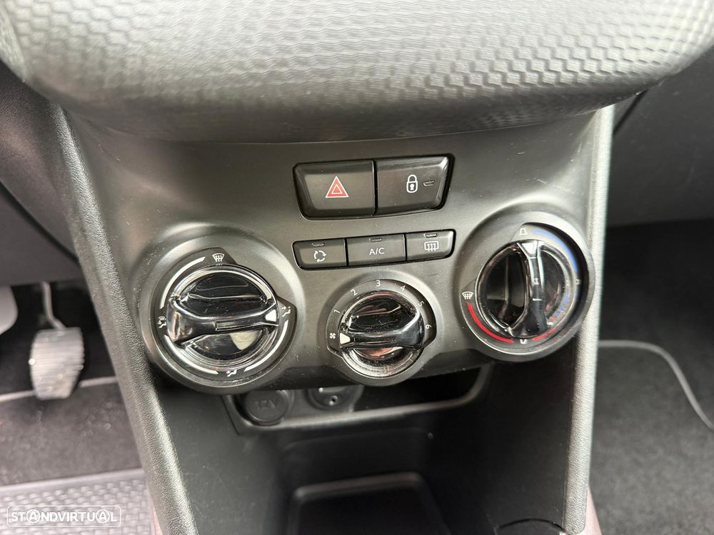 Peugeot 2008 1.4 HDi Allure - 21