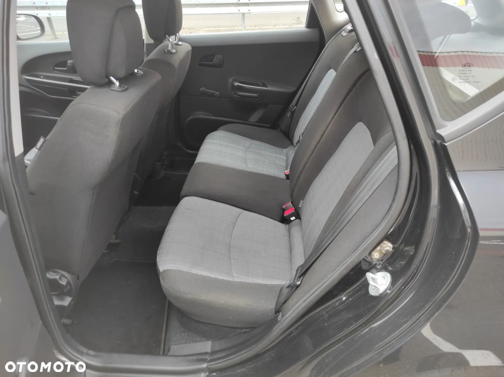 Kia Ceed 1.4 CVVT SW Edition 7 - 10