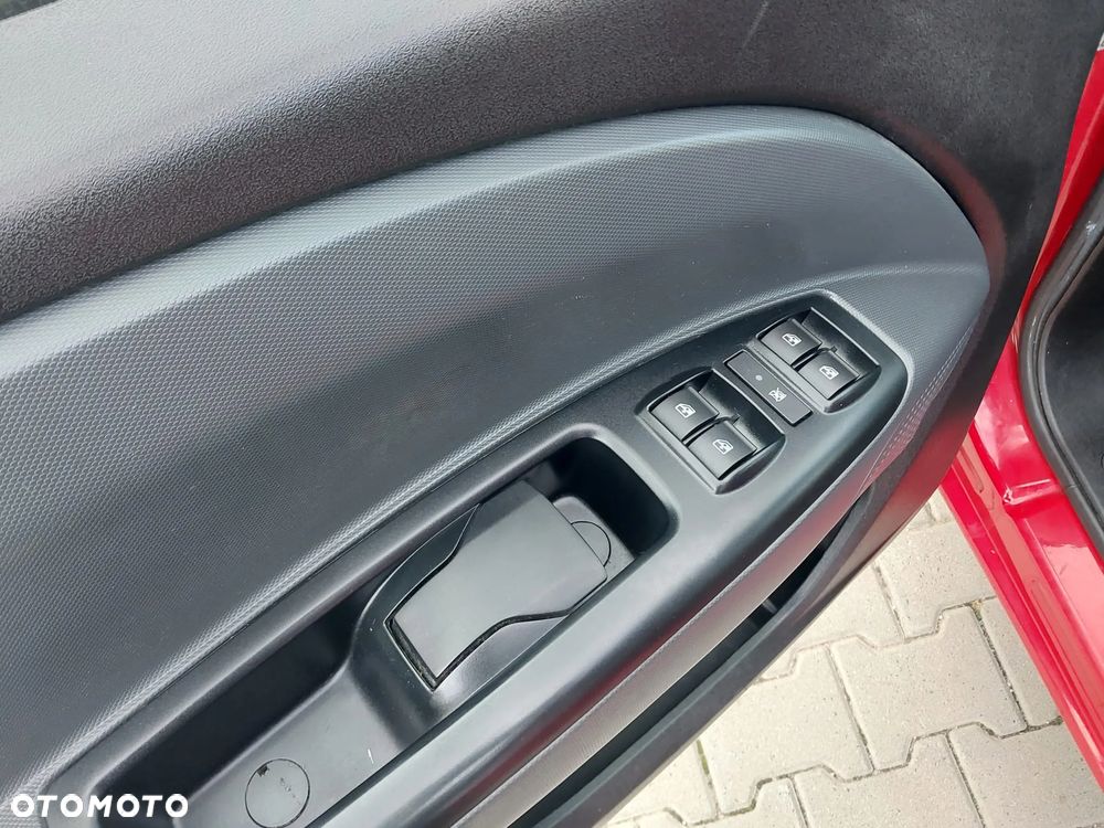 Fiat Doblo 1.4 16V Dynamic - 10