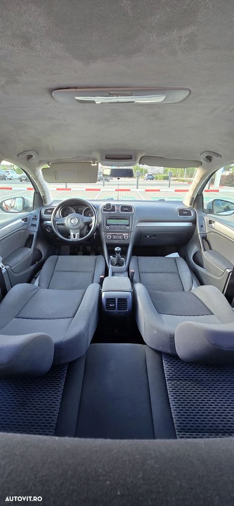 VOLKSWAGEN Golf 2010 — imagine 3
