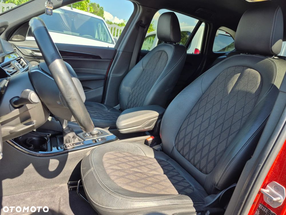 BMW X1 xDrive20i GPF xLine - 14
