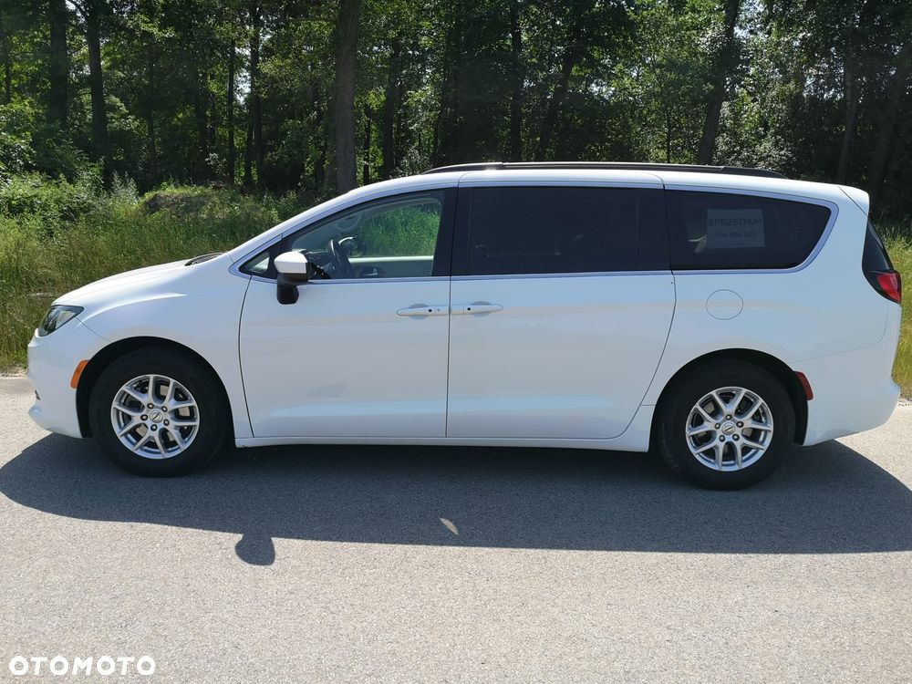 Chrysler Pacifica - 7