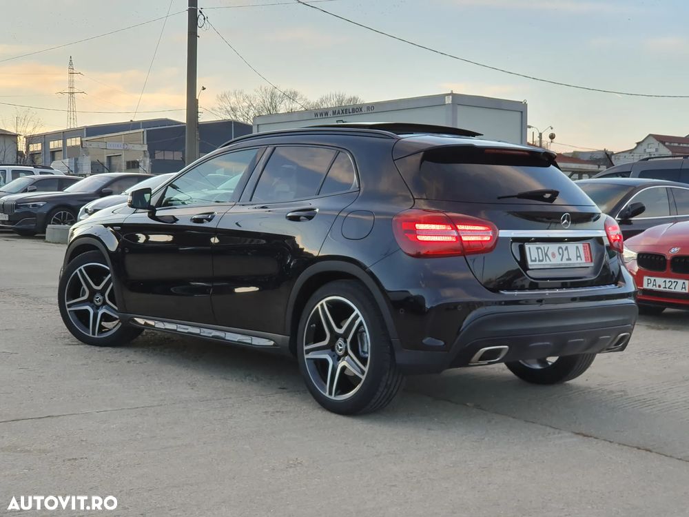 Mercedes-Benz GLA 220 d 4Matic 7G-DCT AMG Line - 3