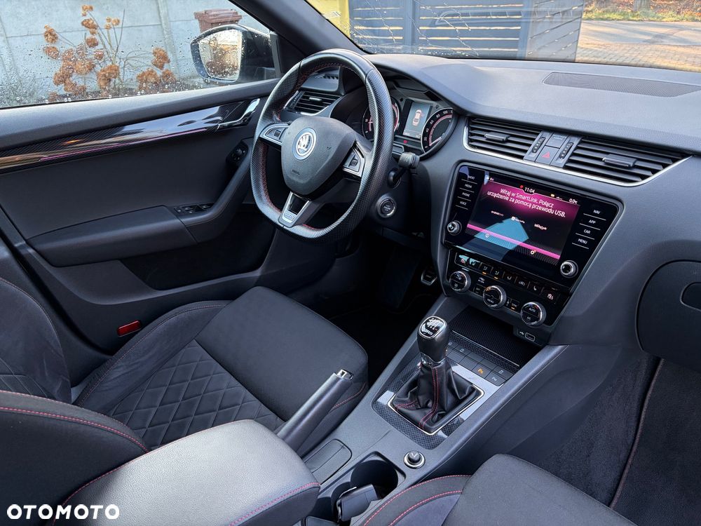 Skoda Octavia 2.0 TSI RS 230 - 25