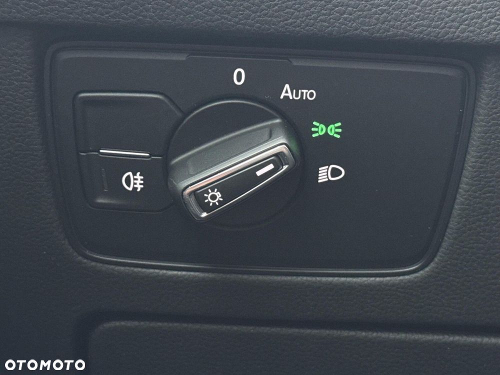 Volkswagen Arteon 2.0 TSI R-Line DSG - 24