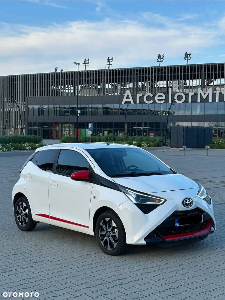 Toyota Aygo x-play - 2