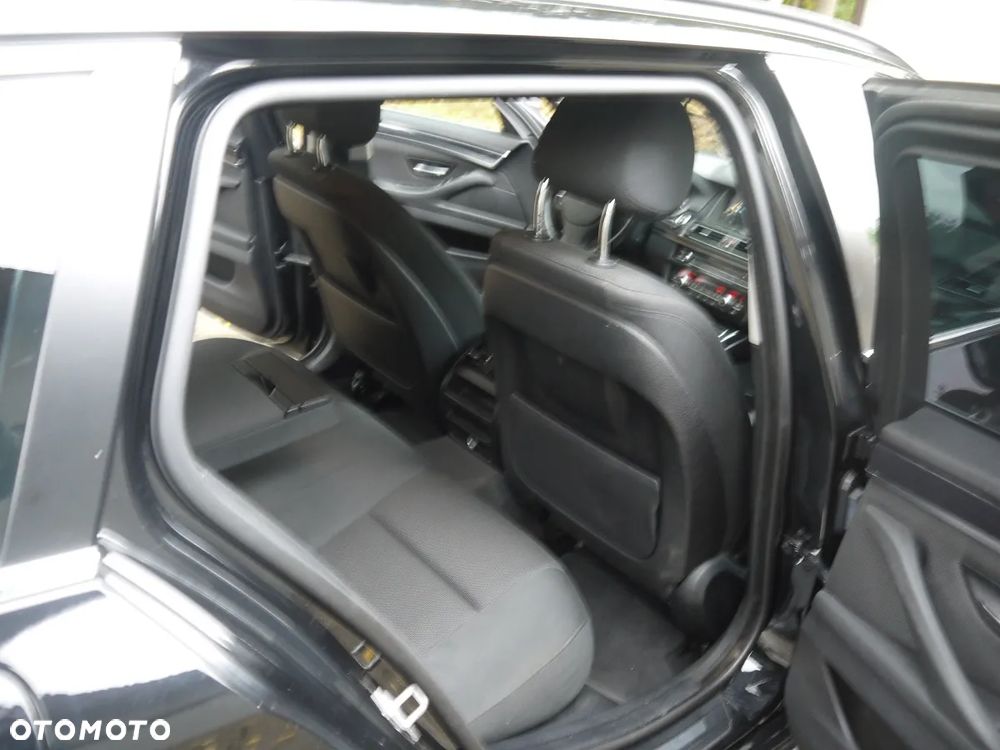 BMW Seria 5 - 33
