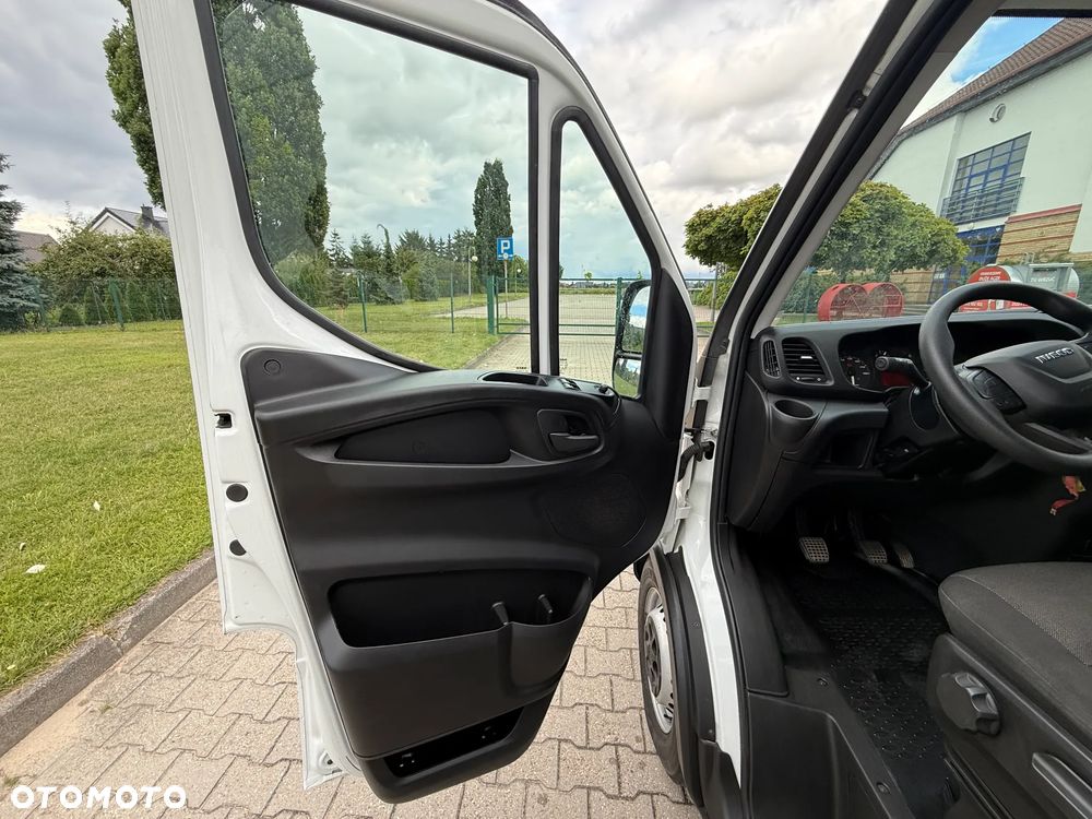 Iveco Daily - 18