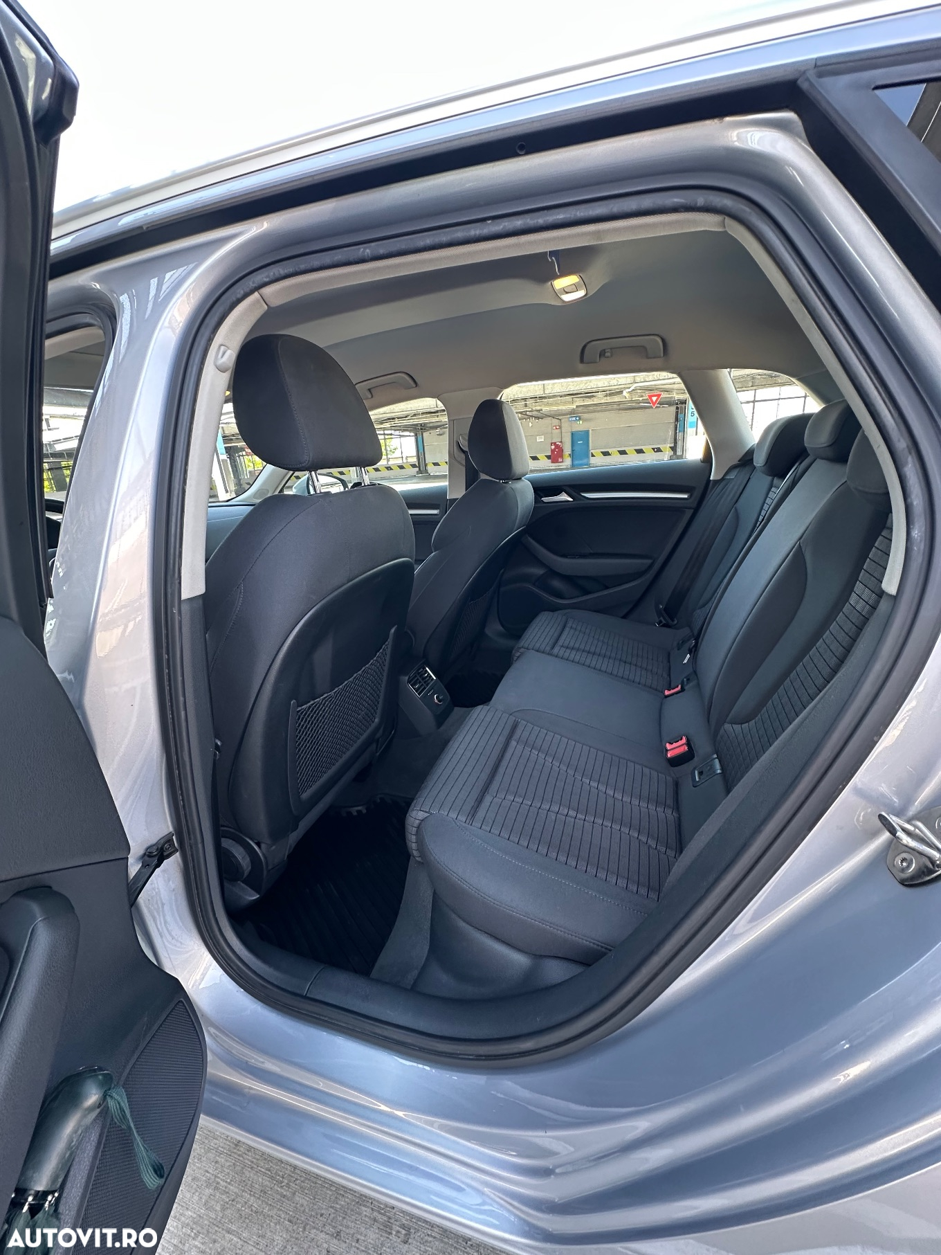 Audi A3 1.6 TDI clean Stronic Ambition - 9