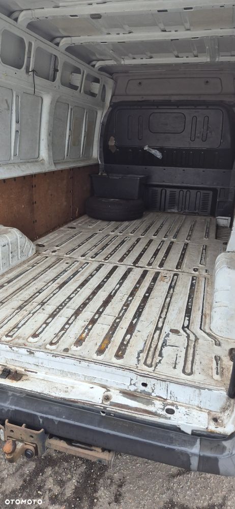 Ford Transit - 10
