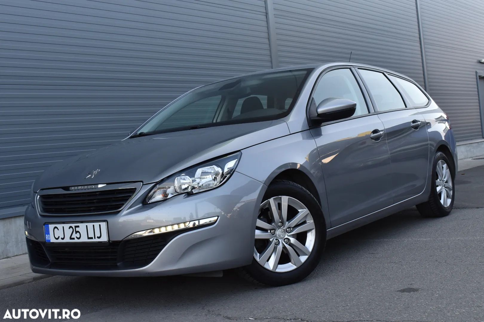 Peugeot 308 SW BlueHDi 120 Stop & Start Business-Line - 1