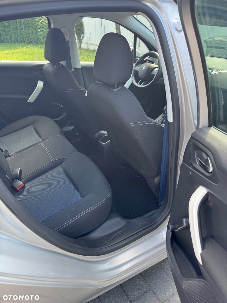 Peugeot 208 1.0 VTi Access - 10