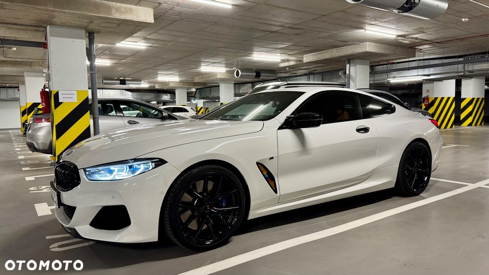 BMW Seria 8 - 23