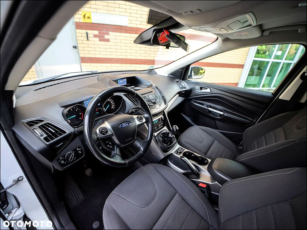 Ford Kuga - 13