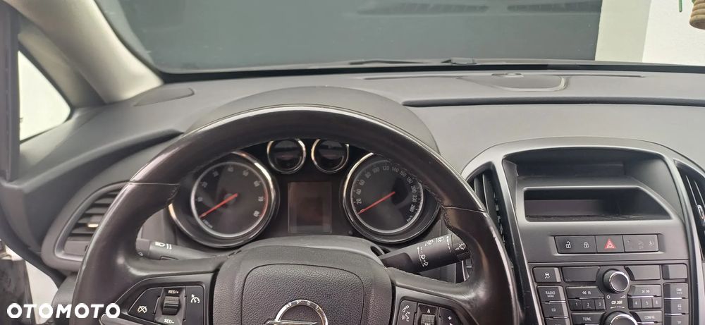 Opel Astra 1.4 ecoFLEX - 8