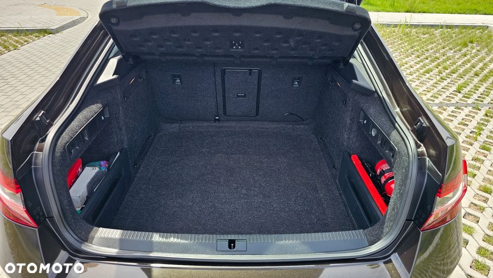 Skoda Superb 2.0 TDI Ambition DSG - 16