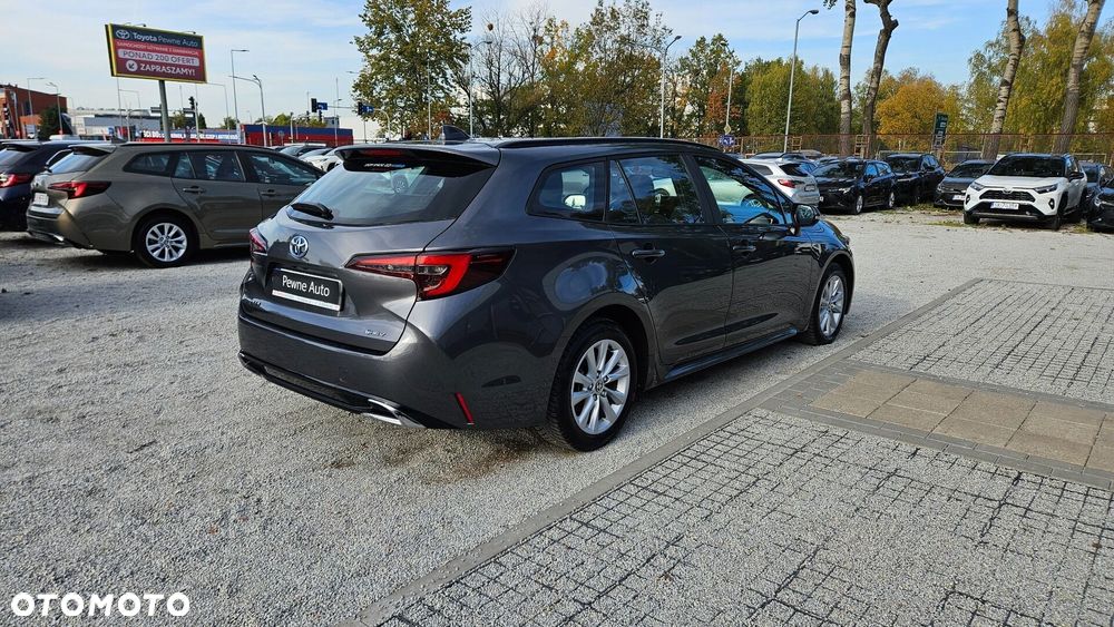 Toyota Corolla 1.8 Hybrid Comfort - 18