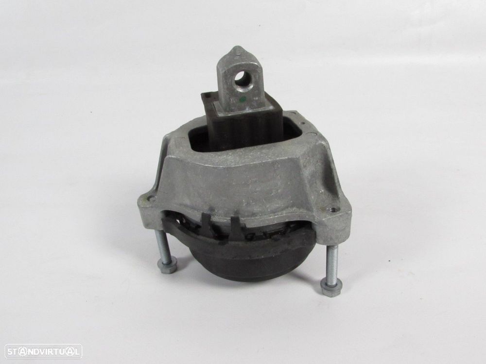 Apoio de motor Direito Seminovo/ Original BMW 5 (G30, F90)/BMW X5 (G05)/BMW 8 Co... - 1