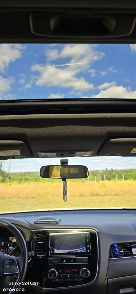 Mitsubishi Outlander - 17