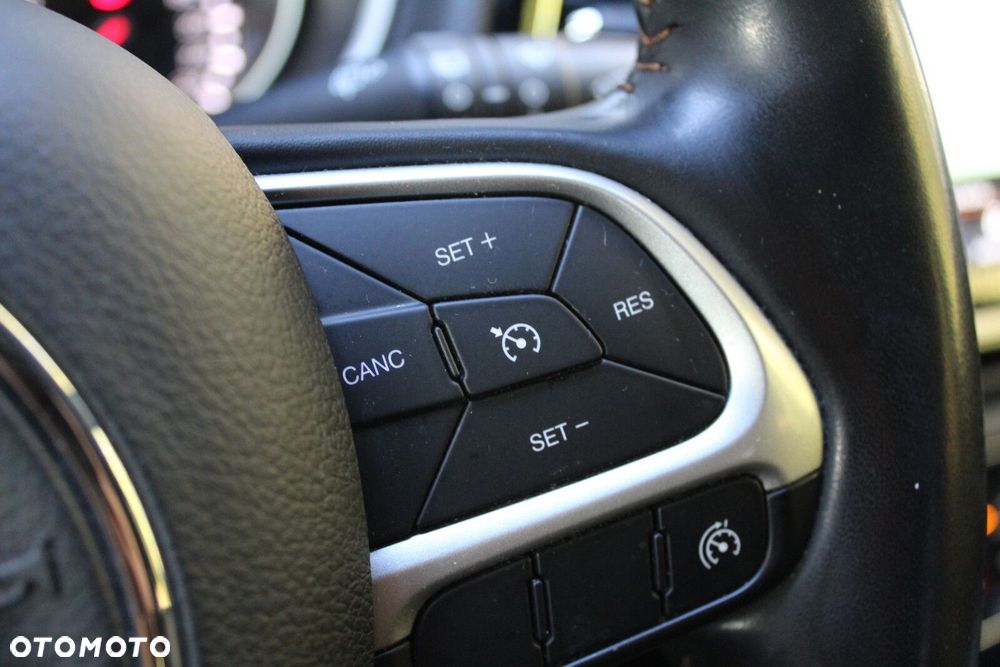 Jeep Compass - 17