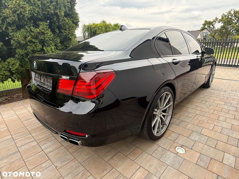 BMW Seria 7 760i - 10
