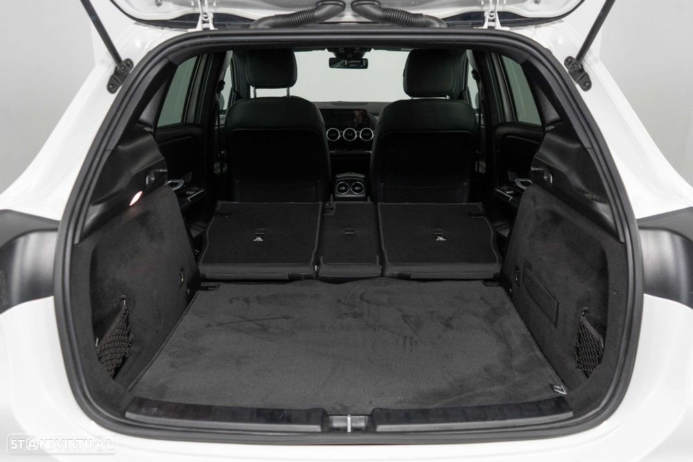 Mercedes-Benz GLA 250 e - 16
