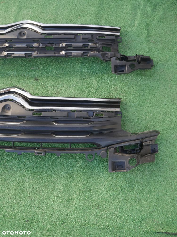 GRILL ATRAPA ZDERZAKA CITROEN C5 AIRCROSS - 18