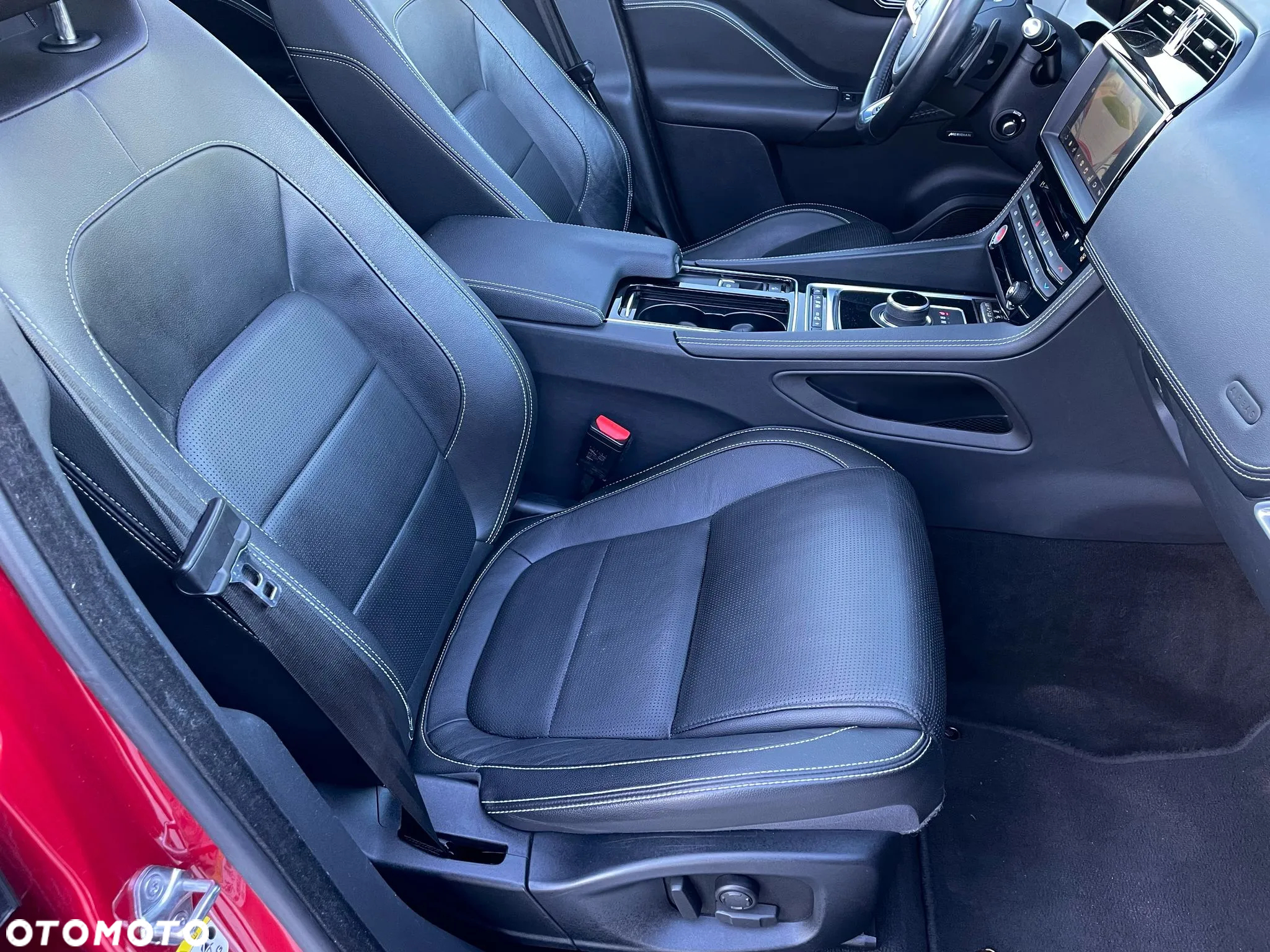 Jaguar F-Pace 2.0 i4D AWD R-Sport - 14