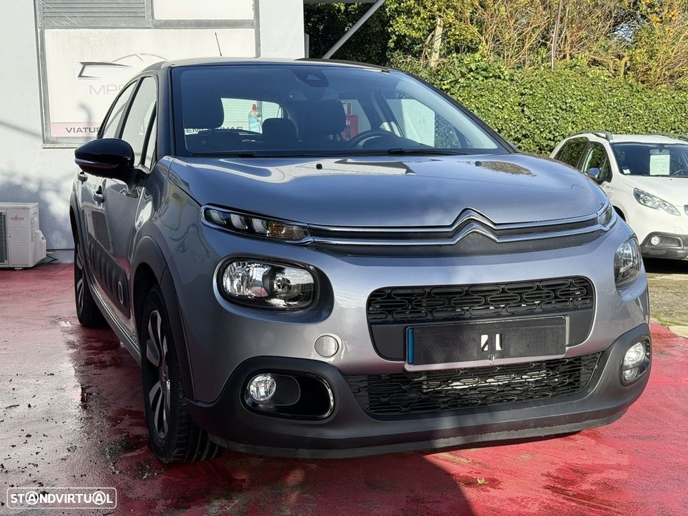 Citroën C3 1.2 PureTech Shine - 3