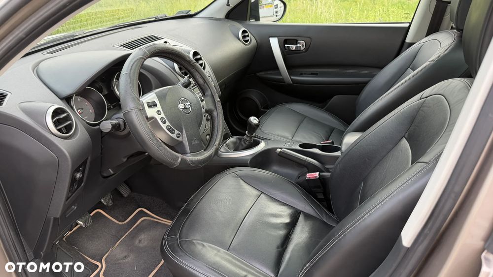 Nissan Qashqai 2.0 dCi Tekna - 5