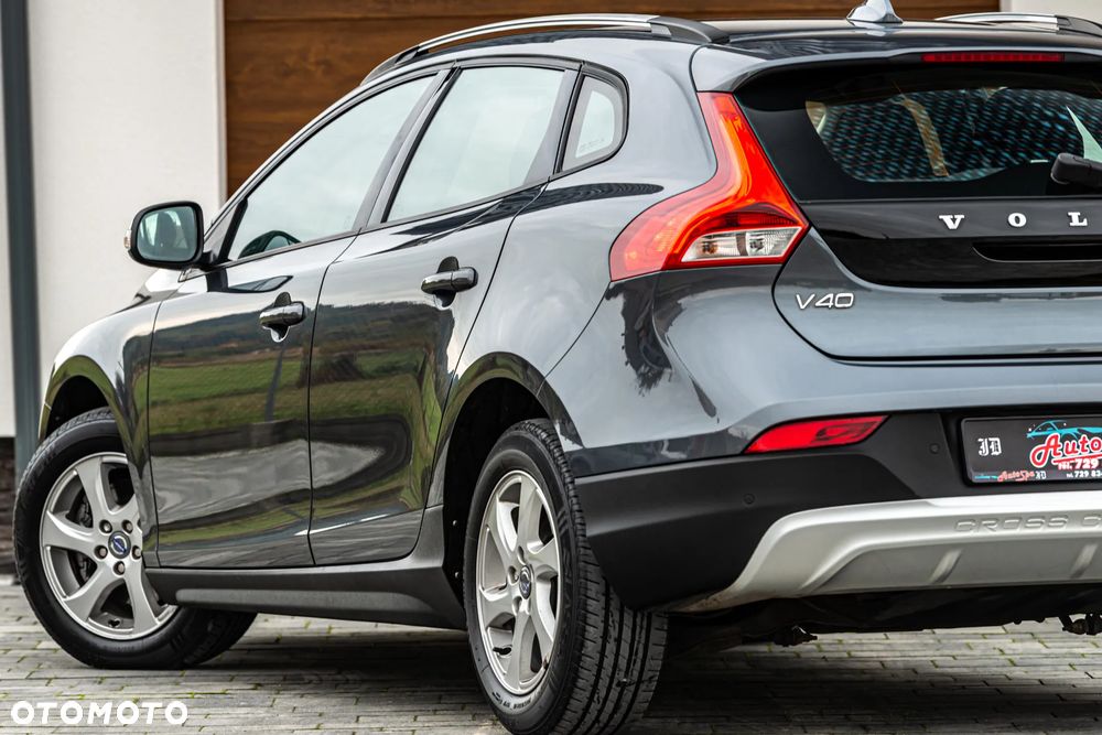 Volvo V40 D2 Kinetic - 17