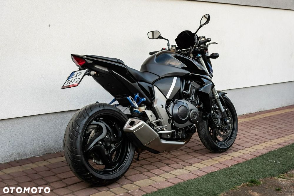 Honda CB - 3