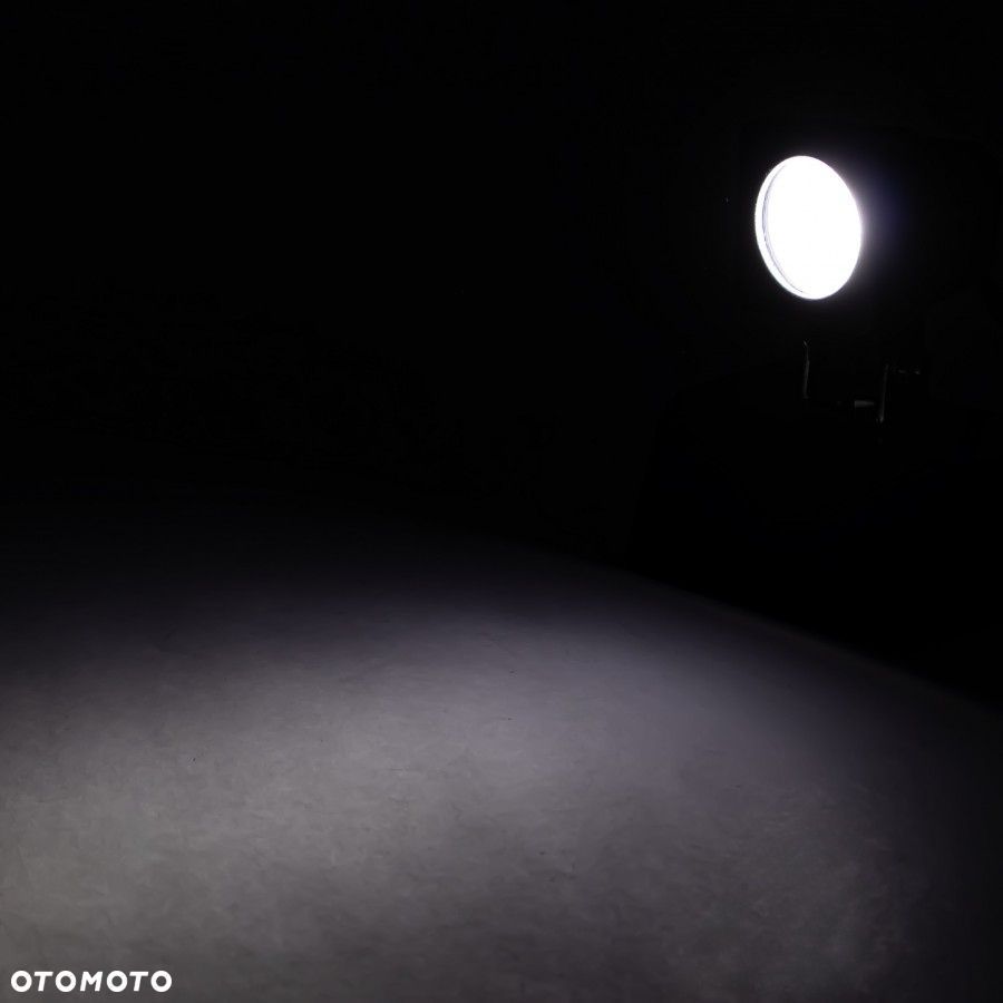 lampa robocza led flood mała do ciągników, maszyn, samochodów i ciężarówek - 2