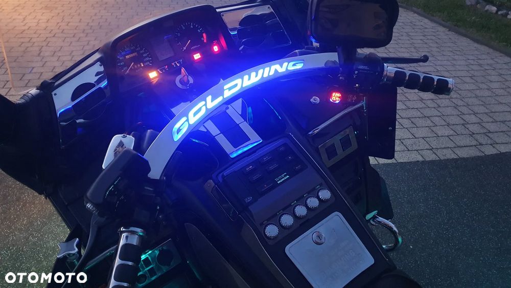 Honda GL - 6