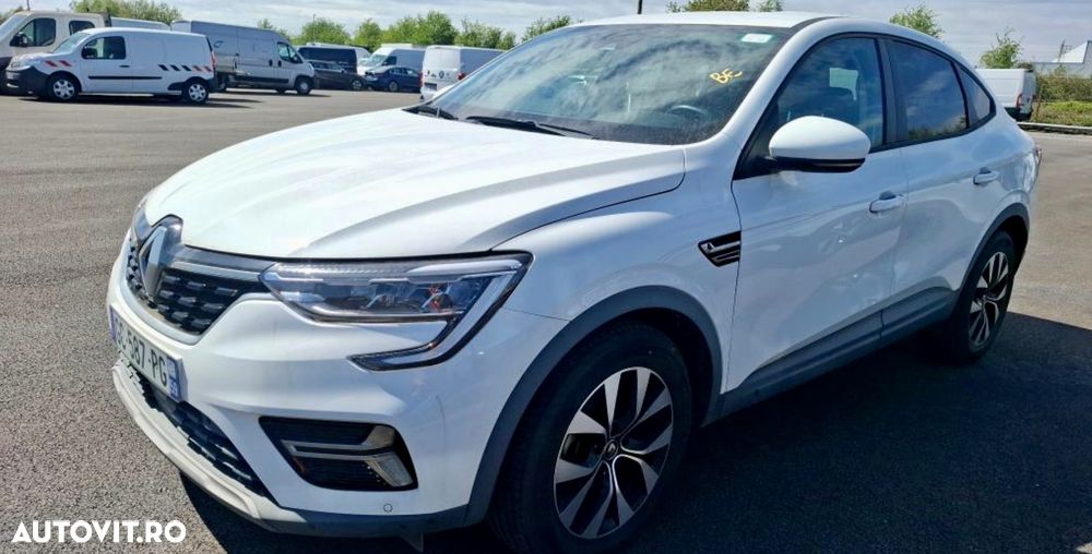 Renault Arkana E-TECH 145 Evolution - 3