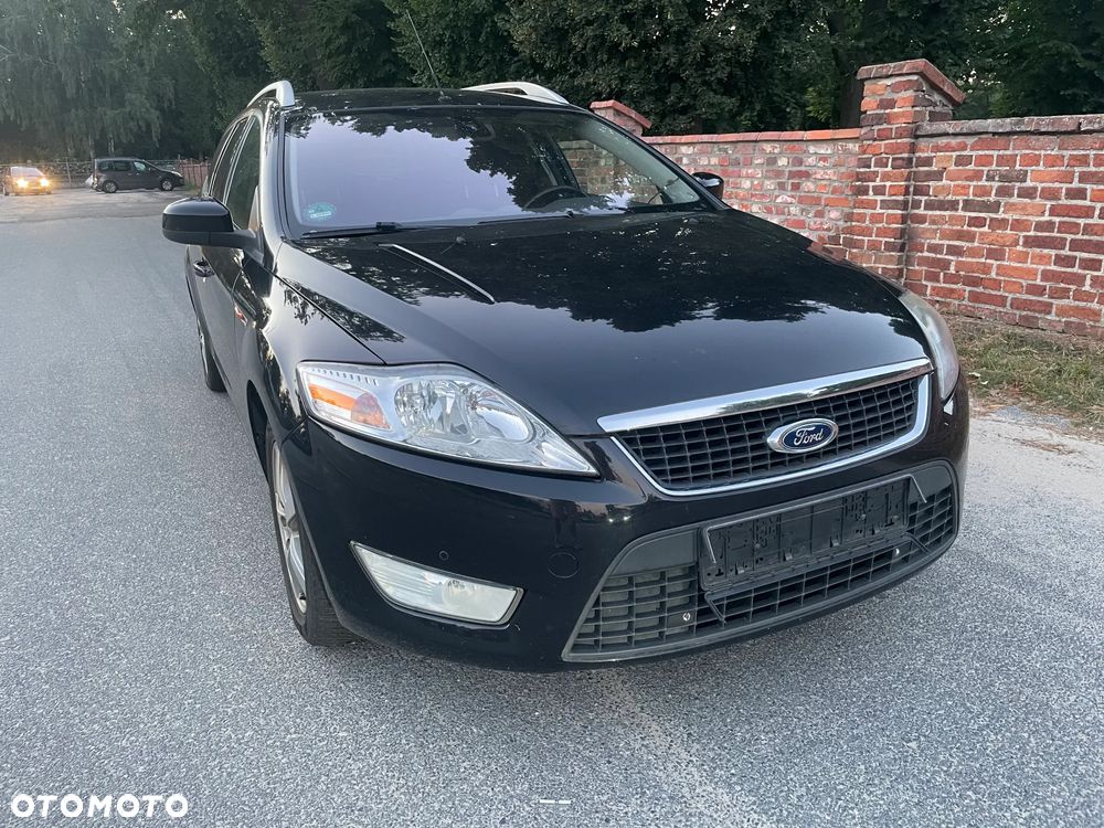 Ford Mondeo 1.6 Ghia - 8